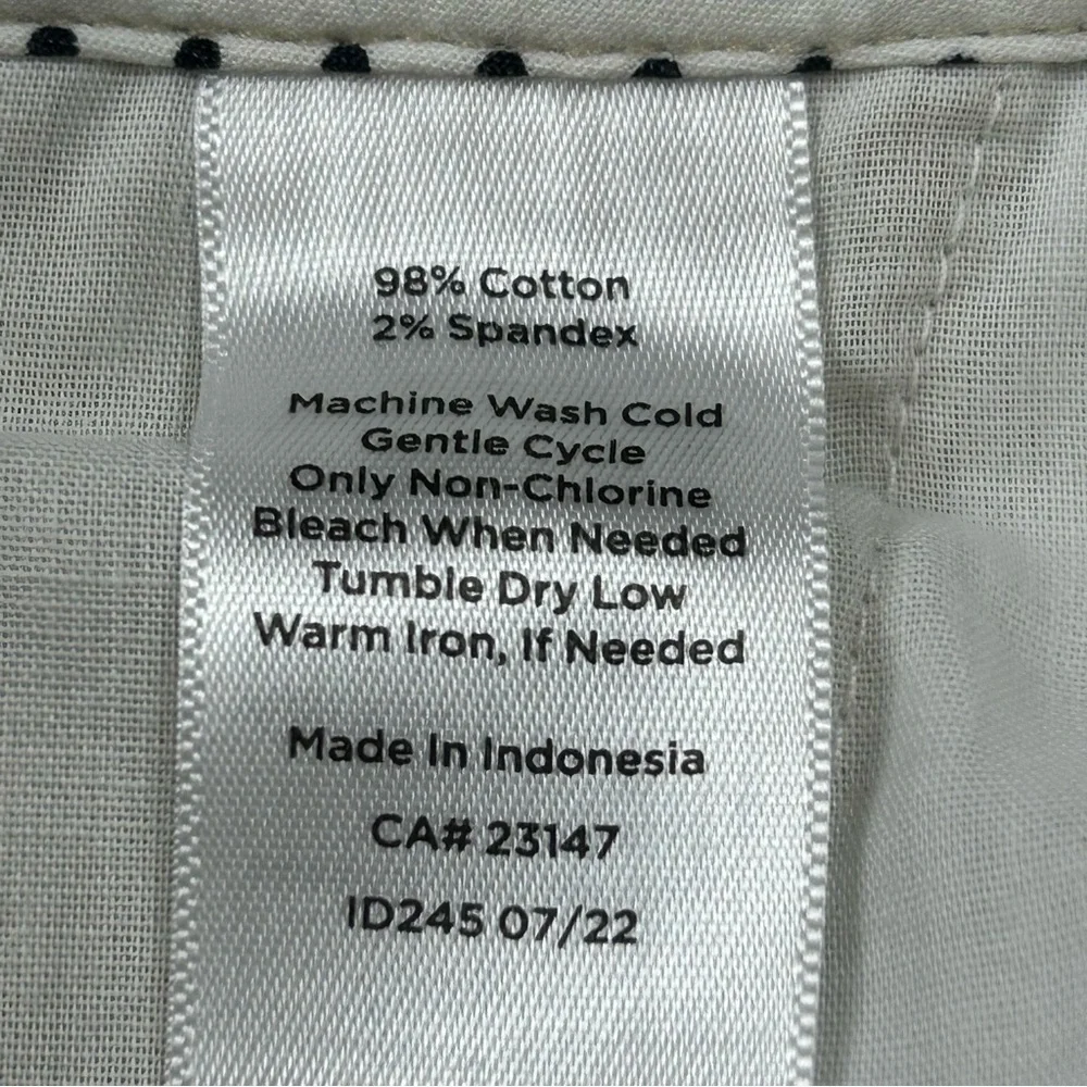 Talbots Perfect Short Tan Khaki Chino Shorts 6.5” Inseam - Size 16